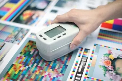 UV平板打印机调色的时候要注意哪些事项？